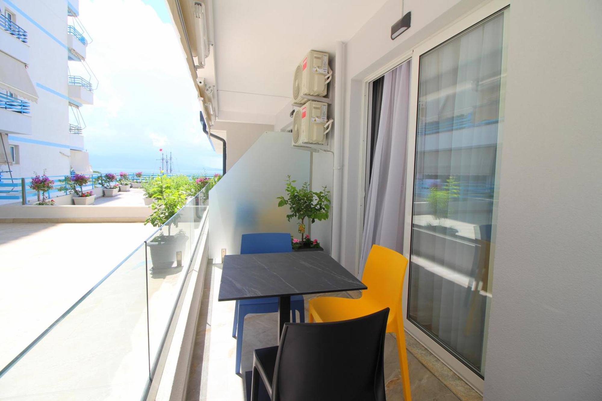 Oni Apartment